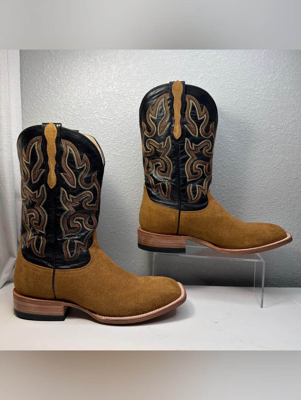 Capitan Cowboy Boots Matador Tan Roughout Suede Square Toe Western Men 10D NWOT